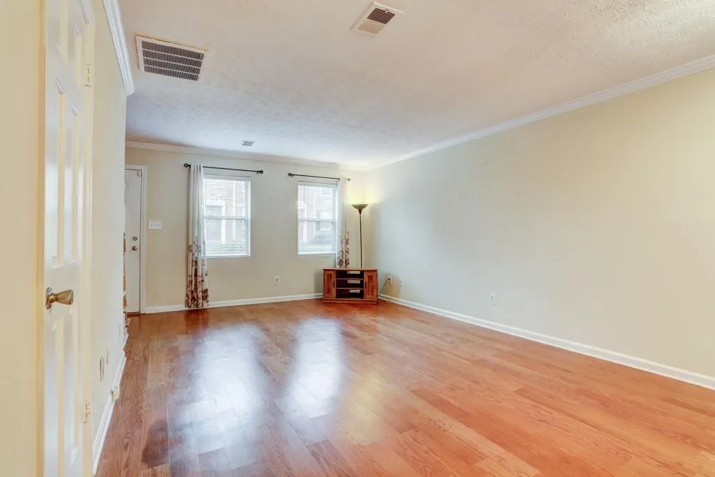 155 N River Drive Unit G, Sandy Springs, Georgia 30350, 2 Bedrooms Bedrooms, ,2 BathroomsBathrooms,Residential,Sold,155 N River Drive Unit G,6698548