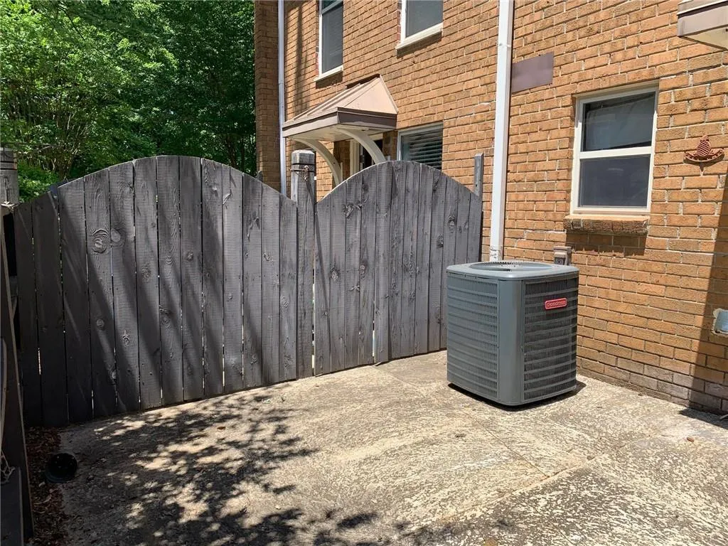 155 N River Drive Unit G, Sandy Springs, Georgia 30350, 2 Bedrooms Bedrooms, ,2 BathroomsBathrooms,Residential,Sold,155 N River Drive Unit G,6698548