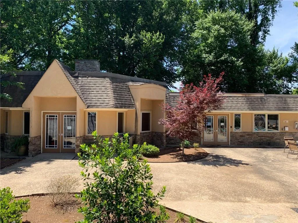 155 N River Drive Unit G, Sandy Springs, Georgia 30350, 2 Bedrooms Bedrooms, ,2 BathroomsBathrooms,Residential,Sold,155 N River Drive Unit G,6698548