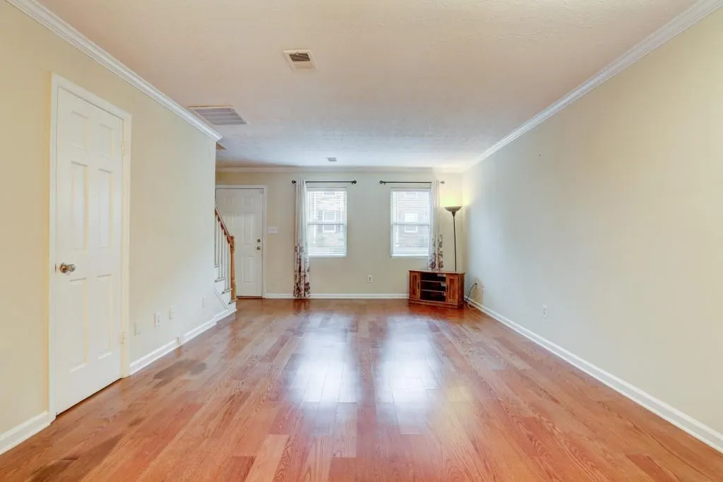 155 N River Drive Unit G, Sandy Springs, Georgia 30350, 2 Bedrooms Bedrooms, ,2 BathroomsBathrooms,Residential,Sold,155 N River Drive Unit G,6698548