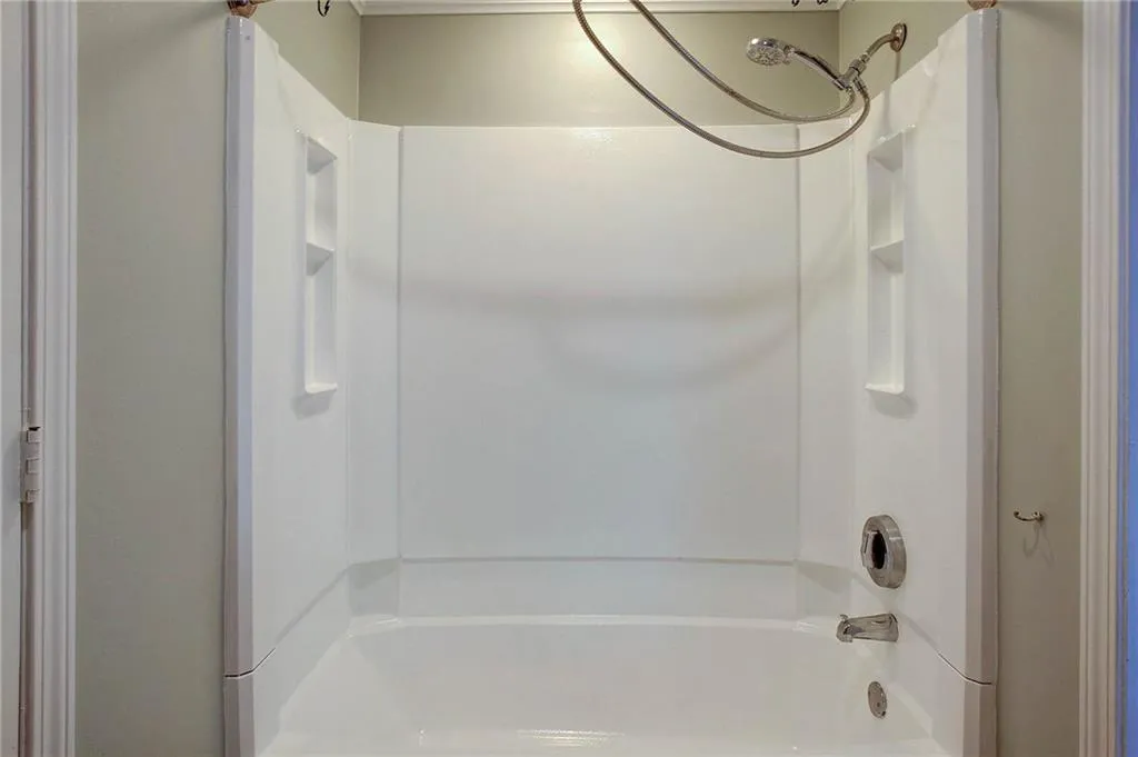 795 Hammond Drive Unit 2201, Sandy Springs, Georgia 30328, 2 Bedrooms Bedrooms, ,2 BathroomsBathrooms,Residential,Sold,795 Hammond Drive Unit 2201,6957433