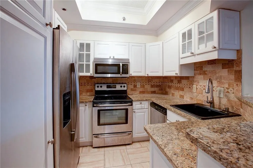 795 Hammond Drive Unit 2201, Sandy Springs, Georgia 30328, 2 Bedrooms Bedrooms, ,2 BathroomsBathrooms,Residential,Sold,795 Hammond Drive Unit 2201,6957433