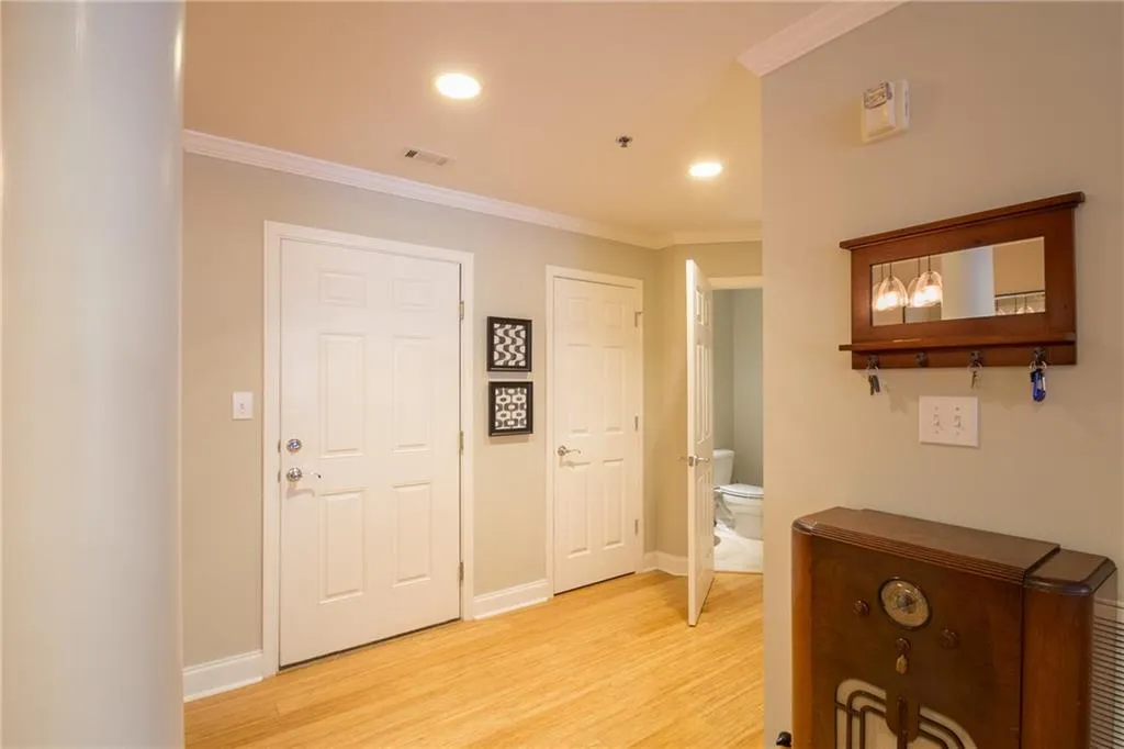 50 Biscayne Drive Nw Unit 1110, Atlanta, Georgia 30309, 2 Bedrooms Bedrooms, ,2 BathroomsBathrooms,Residential,Sold,50 Biscayne Drive Nw Unit 1110,5753122