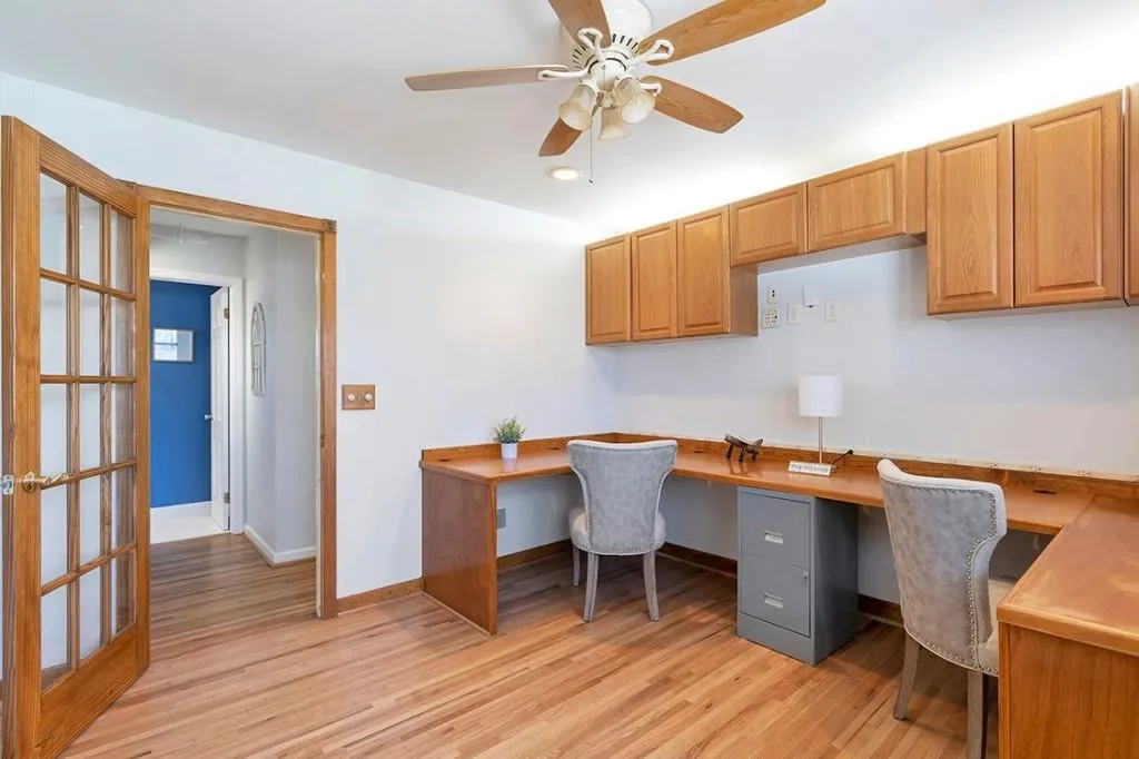 220 River Springs Drive, Sandy Springs, Georgia 30328, 4 Bedrooms Bedrooms, ,3 BathroomsBathrooms,Residential,Sold,220 River Springs Drive,7019546