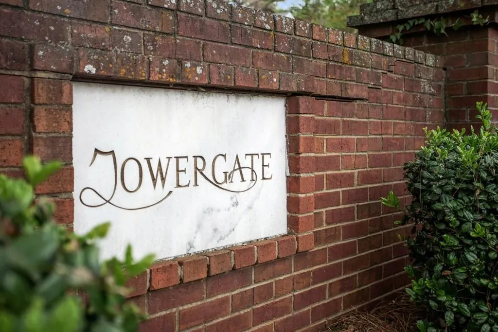 400 Forestgate Court, Sandy Springs, Georgia 30350, 3 Bedrooms Bedrooms, ,2 BathroomsBathrooms,Residential,Sold,400 Forestgate Court,5677115