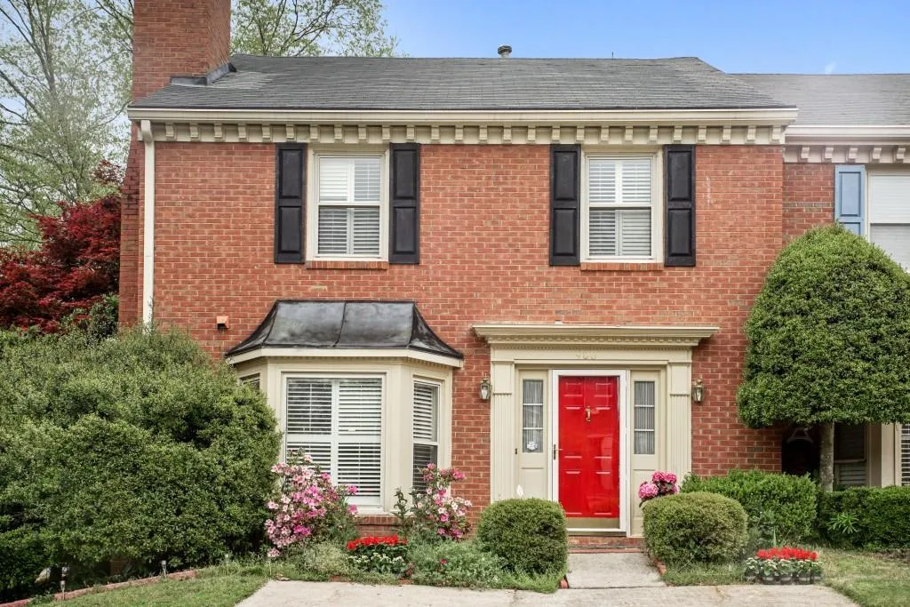 400 Forestgate Court, Sandy Springs, Georgia 30350, 3 Bedrooms Bedrooms, ,2 BathroomsBathrooms,Residential,Sold,400 Forestgate Court,5677115