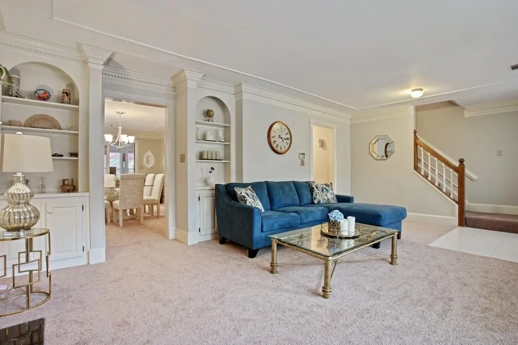 400 Forestgate Court, Sandy Springs, Georgia 30350, 3 Bedrooms Bedrooms, ,2 BathroomsBathrooms,Residential,Sold,400 Forestgate Court,5677115