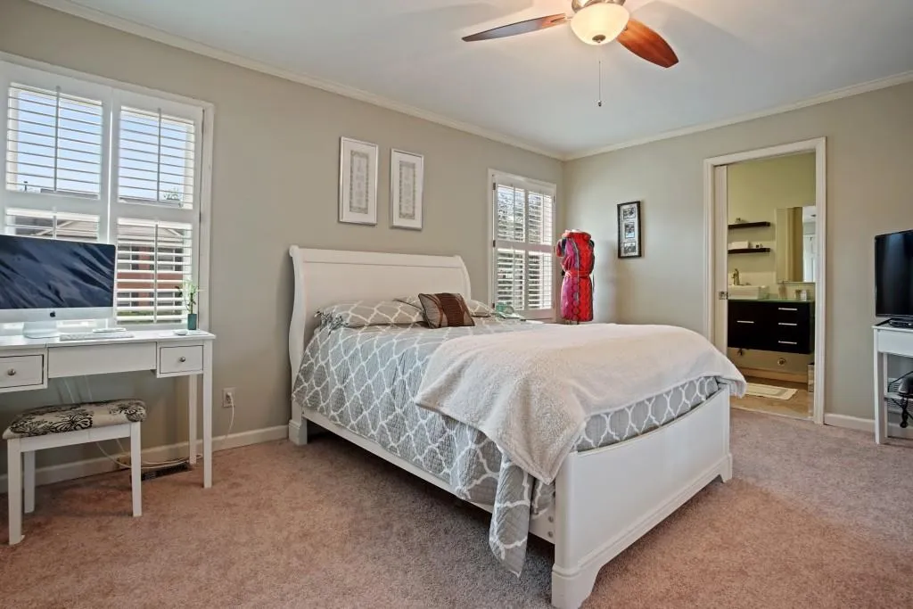 400 Forestgate Court, Sandy Springs, Georgia 30350, 3 Bedrooms Bedrooms, ,2 BathroomsBathrooms,Residential,Sold,400 Forestgate Court,5677115