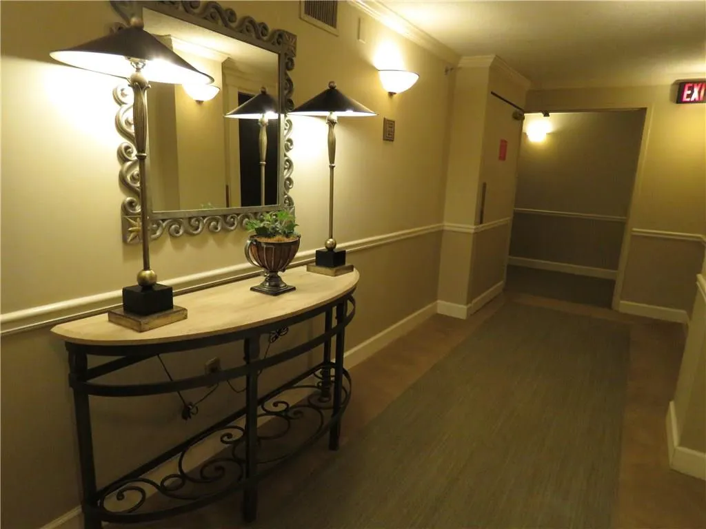 795 Hammond Drive Unit 912, Sandy Springs, Georgia 30328, 1 Bedroom Bedrooms, ,1 BathroomBathrooms,Residential,Sold,795 Hammond Drive Unit 912,5832947