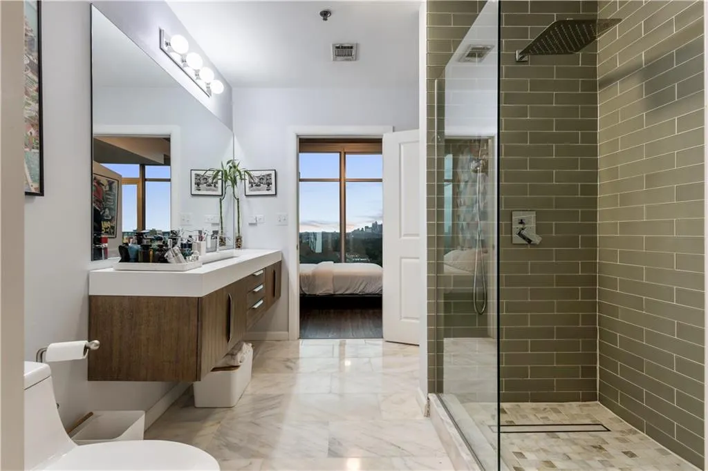 250 Pharr Road Ne Unit 1116, Atlanta, Georgia 30305, 1 Bedroom Bedrooms, ,1 BathroomBathrooms,Residential,For Sale,250 Pharr Road Ne Unit 1116,7623963