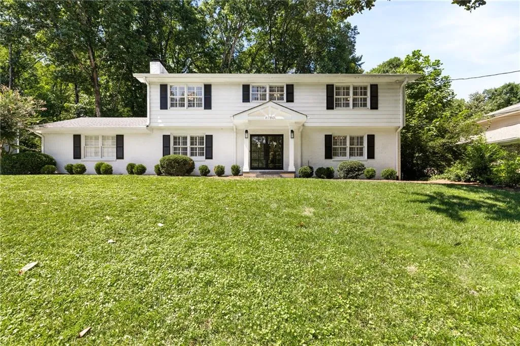 6780 River Springs Lane, Atlanta, Georgia 30328, 5 Bedrooms Bedrooms, ,3 BathroomsBathrooms,Residential,Sold,6780 River Springs Lane,7442183