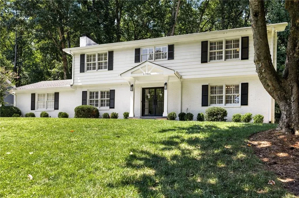 6780 River Springs Lane, Atlanta, Georgia 30328, 5 Bedrooms Bedrooms, ,3 BathroomsBathrooms,Residential,Sold,6780 River Springs Lane,7442183