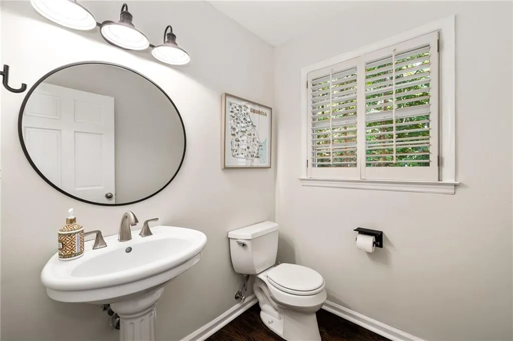6780 River Springs Lane, Atlanta, Georgia 30328, 5 Bedrooms Bedrooms, ,3 BathroomsBathrooms,Residential,Sold,6780 River Springs Lane,7442183
