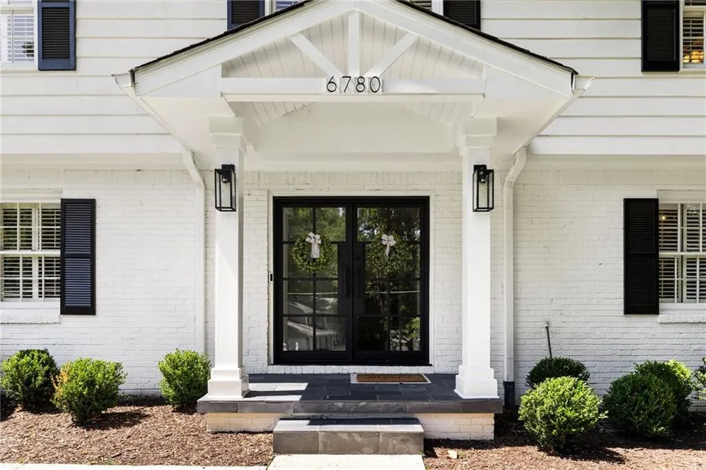 6780 River Springs Lane, Atlanta, Georgia 30328, 5 Bedrooms Bedrooms, ,3 BathroomsBathrooms,Residential,Sold,6780 River Springs Lane,7442183