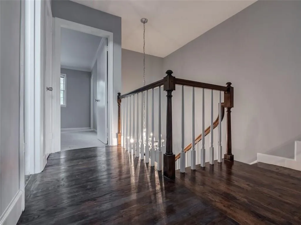 6520 Roswell Road Unit 33, Atlanta, Georgia 30328, 3 Bedrooms Bedrooms, ,2 BathroomsBathrooms,Residential,Sold,6520 Roswell Road Unit 33,6092622