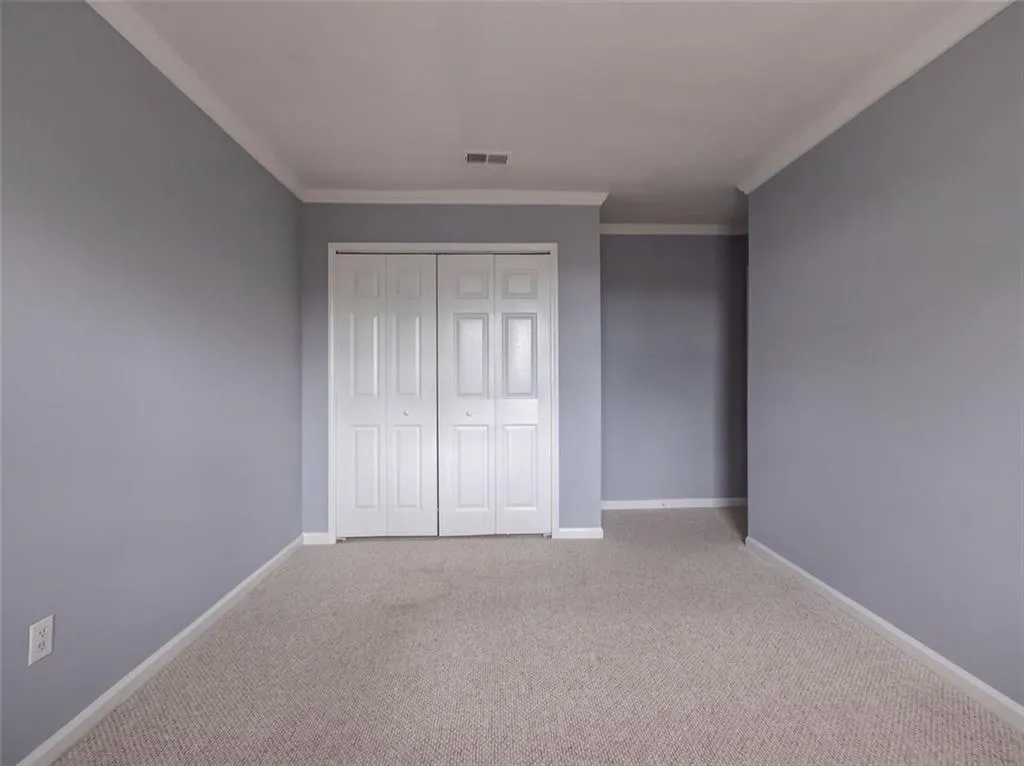 6520 Roswell Road Unit 33, Atlanta, Georgia 30328, 3 Bedrooms Bedrooms, ,2 BathroomsBathrooms,Residential,Sold,6520 Roswell Road Unit 33,6092622