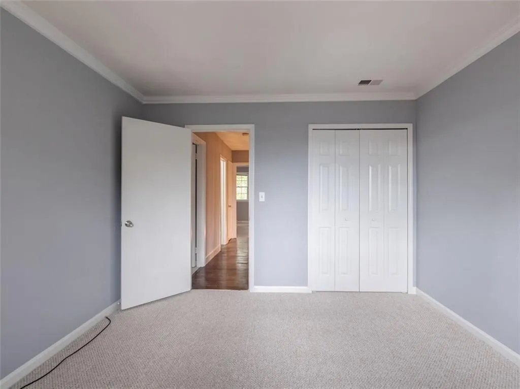 6520 Roswell Road Unit 33, Atlanta, Georgia 30328, 3 Bedrooms Bedrooms, ,2 BathroomsBathrooms,Residential,Sold,6520 Roswell Road Unit 33,6092622