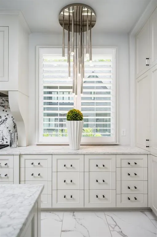 1845 Spalding Drive, Sandy Springs, Georgia 30350, 6 Bedrooms Bedrooms, ,6 BathroomsBathrooms,Residential,Sold,1845 Spalding Drive,7040385