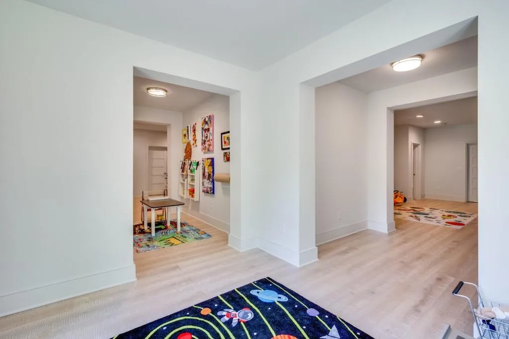 1845 Spalding Drive, Sandy Springs, Georgia 30350, 6 Bedrooms Bedrooms, ,6 BathroomsBathrooms,Residential,Sold,1845 Spalding Drive,7040385