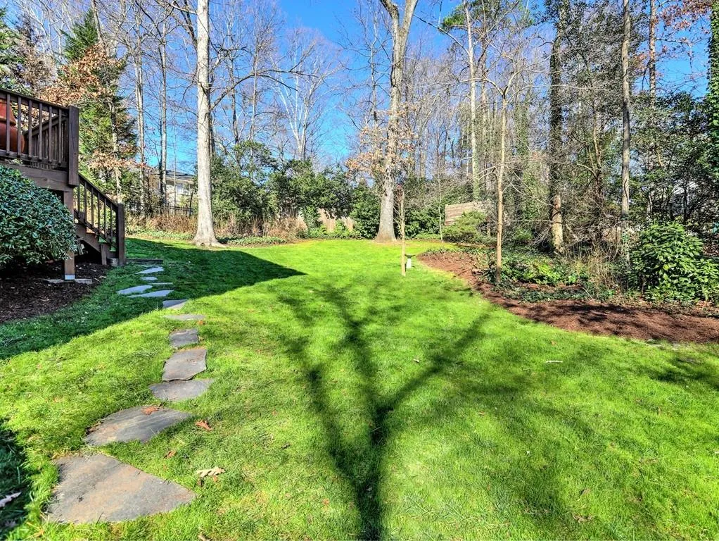 460 Wyncourtney Drive, Sandy Springs, Georgia 30328, 5 Bedrooms Bedrooms, ,4 BathroomsBathrooms,Residential,Sold,460 Wyncourtney Drive,6664424