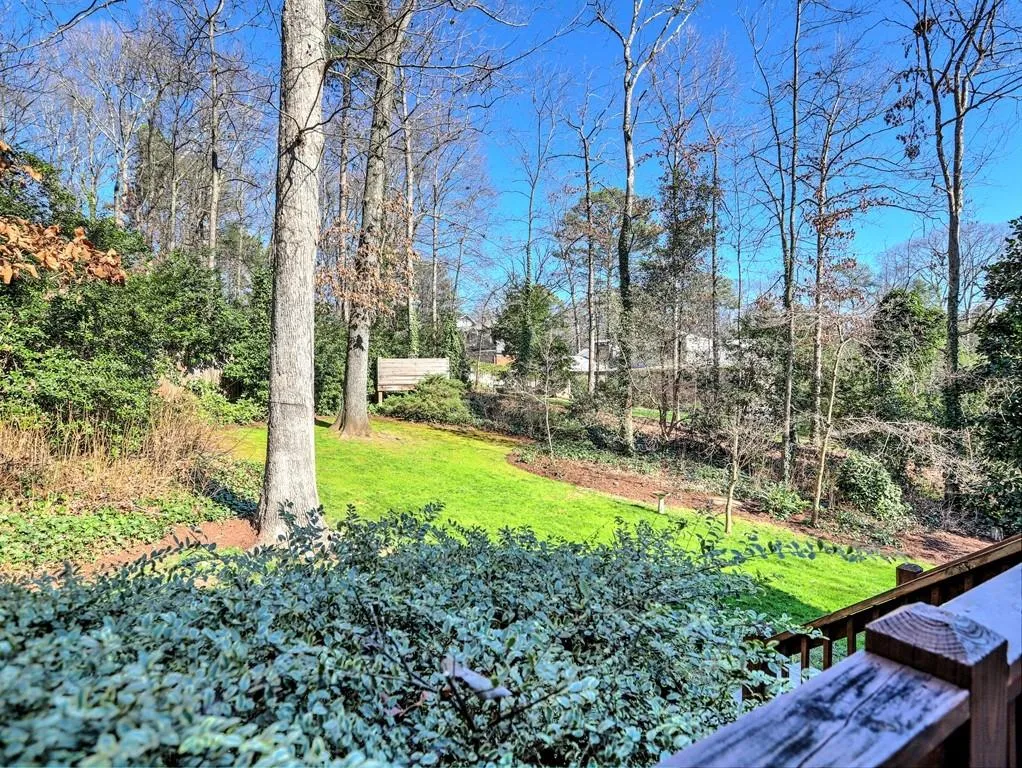 460 Wyncourtney Drive, Sandy Springs, Georgia 30328, 5 Bedrooms Bedrooms, ,4 BathroomsBathrooms,Residential,Sold,460 Wyncourtney Drive,6664424