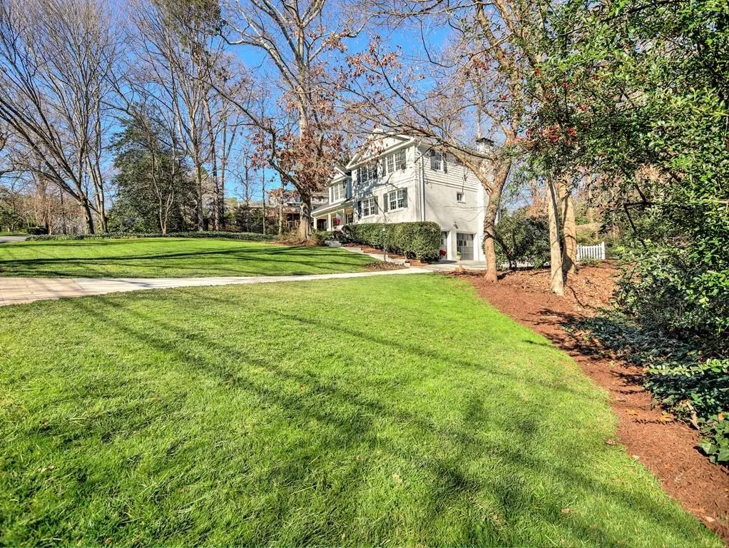 460 Wyncourtney Drive, Sandy Springs, Georgia 30328, 5 Bedrooms Bedrooms, ,4 BathroomsBathrooms,Residential,Sold,460 Wyncourtney Drive,6664424