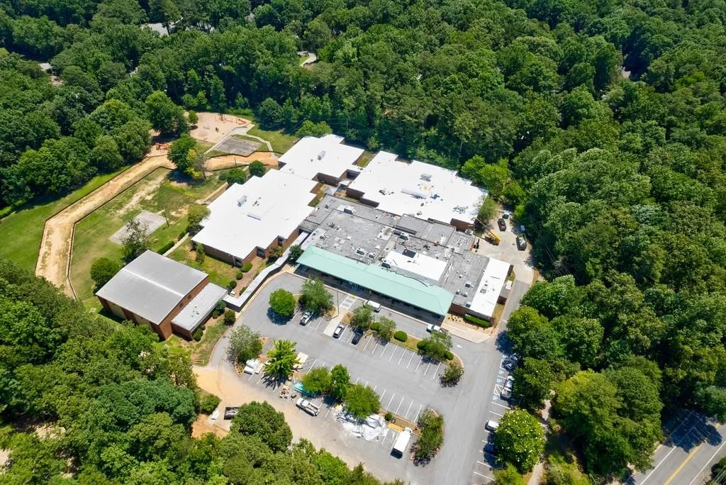 7135 Brandon Mill Road, Sandy Springs, Georgia 30328, 5 Bedrooms Bedrooms, ,4 BathroomsBathrooms,Residential,Sold,7135 Brandon Mill Road,7064847