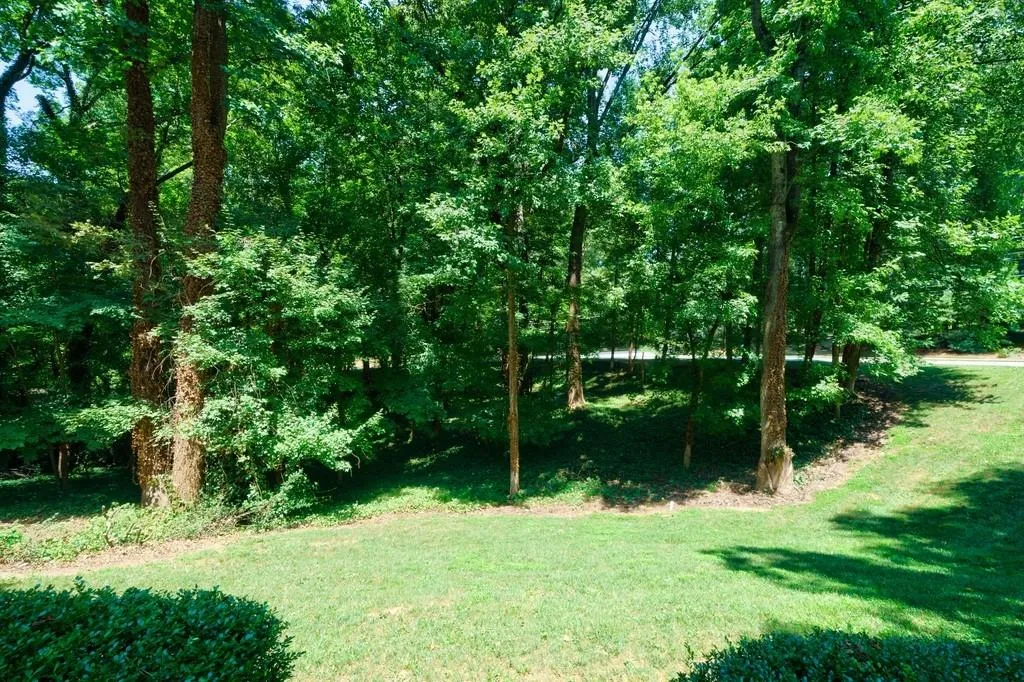 7135 Brandon Mill Road, Sandy Springs, Georgia 30328, 5 Bedrooms Bedrooms, ,4 BathroomsBathrooms,Residential,Sold,7135 Brandon Mill Road,7064847