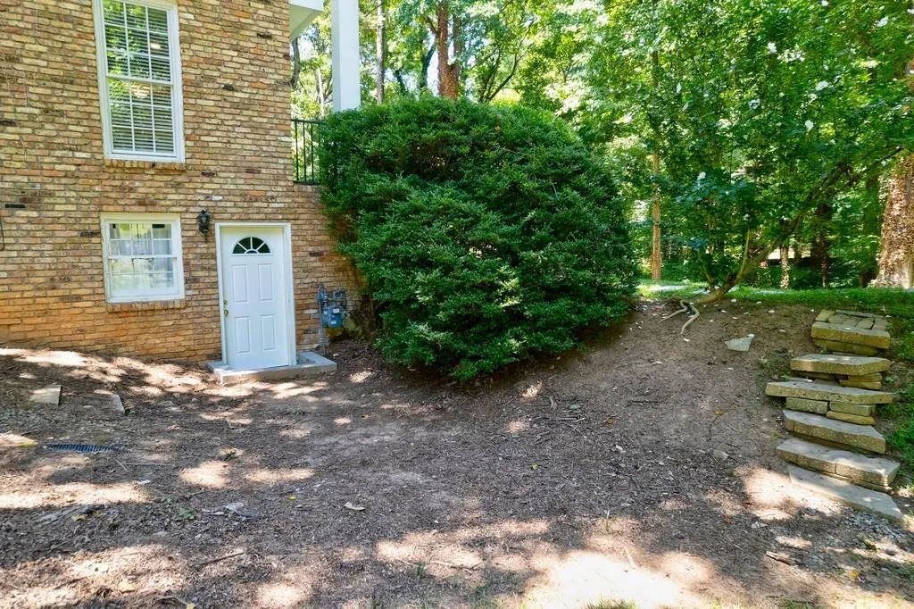 7135 Brandon Mill Road, Sandy Springs, Georgia 30328, 5 Bedrooms Bedrooms, ,4 BathroomsBathrooms,Residential,Sold,7135 Brandon Mill Road,7064847