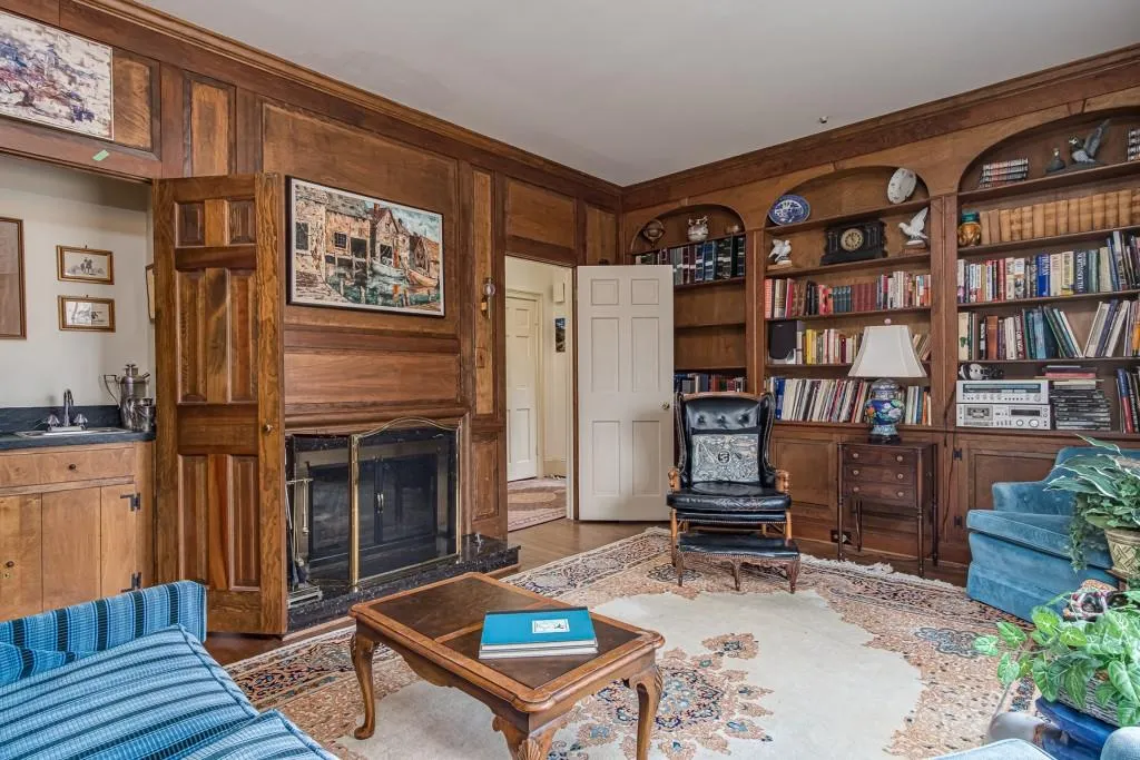 6465 Riverside Drive, Sandy Springs, Georgia 30328, 5 Bedrooms Bedrooms, ,4 BathroomsBathrooms,Residential,Sold,6465 Riverside Drive,6762279