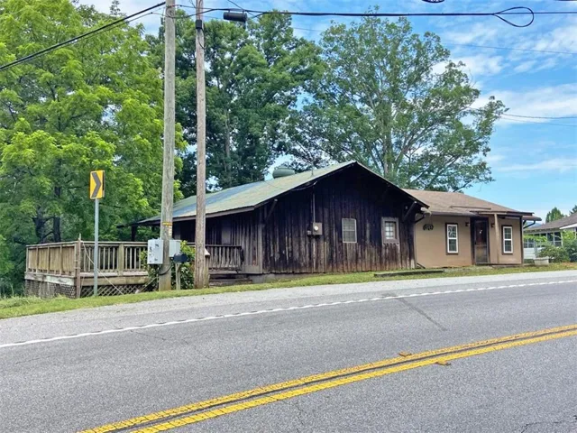 7089 Hwy. 19n, Dahlonega, Georgia 30533