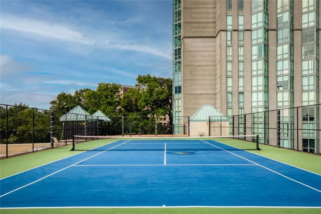 2870 Pharr Court South Nw Unit 2403, Atlanta, Georgia 30305, 1 Bedroom Bedrooms, 0 ,1 BathroomBathrooms,Residential,For Sale,2870 Pharr Court South Nw Unit 2403,7842410