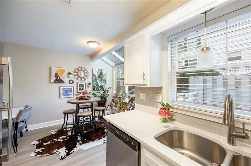 7500 Roswell Road Unit 99, Atlanta, Georgia 30350, 2 Bedrooms Bedrooms, ,2 BathroomsBathrooms,Residential,Sold,7500 Roswell Road Unit 99,7472573