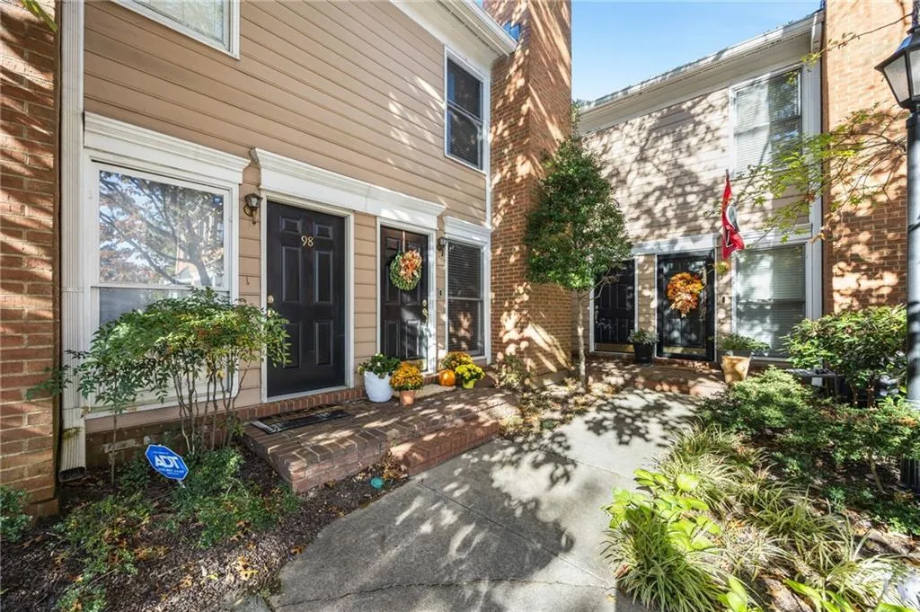 7500 Roswell Road Unit 99, Atlanta, Georgia 30350, 2 Bedrooms Bedrooms, ,2 BathroomsBathrooms,Residential,Sold,7500 Roswell Road Unit 99,7472573