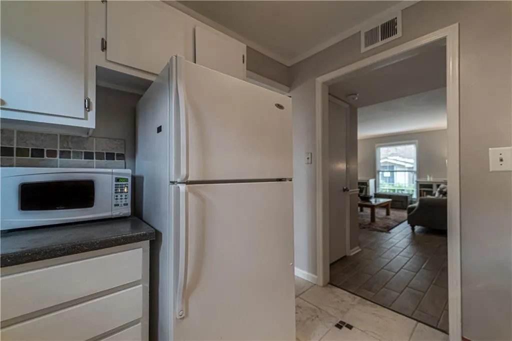 5606 Kingsport Drive Unit 13, Sandy Springs, Georgia 30342, 2 Bedrooms Bedrooms, ,1 BathroomBathrooms,Residential,Sold,5606 Kingsport Drive Unit 13,6749720