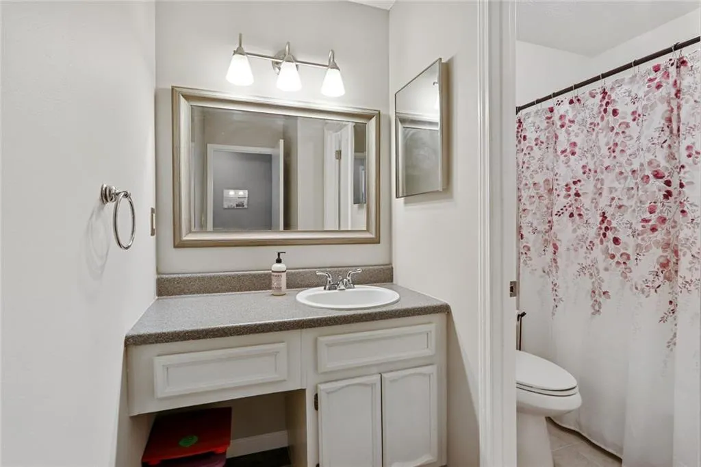 605 Natchez Trace, Sandy Springs, Georgia 30350, 2 Bedrooms Bedrooms, ,2 BathroomsBathrooms,Residential,Sold,605 Natchez Trace,6981081 605 Natchez Trace, Sandy Springs, Georgia 30350, 2 Bedrooms Bedrooms, ,2 BathroomsBathrooms,Residential,Sold,605 Natchez Trace,6981081