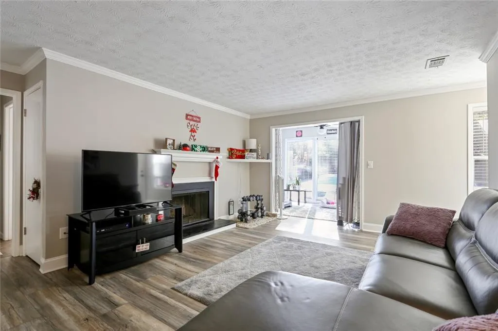 605 Natchez Trace, Sandy Springs, Georgia 30350, 2 Bedrooms Bedrooms, ,2 BathroomsBathrooms,Residential,Sold,605 Natchez Trace,6981081 605 Natchez Trace, Sandy Springs, Georgia 30350, 2 Bedrooms Bedrooms, ,2 BathroomsBathrooms,Residential,Sold,605 Natchez Trace,6981081