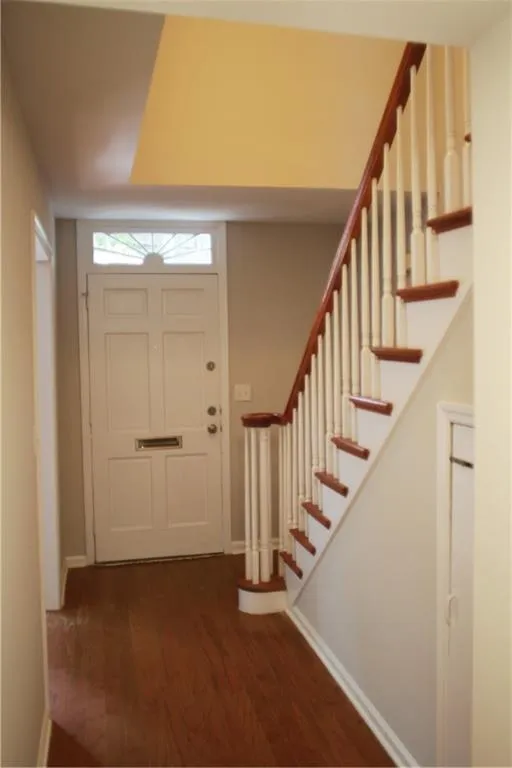 6520 Roswell Road Ne Unit 81, Sandy Springs, Georgia 30328, 2 Bedrooms Bedrooms, ,1 BathroomBathrooms,Residential,Sold,6520 Roswell Road Ne Unit 81,6619877