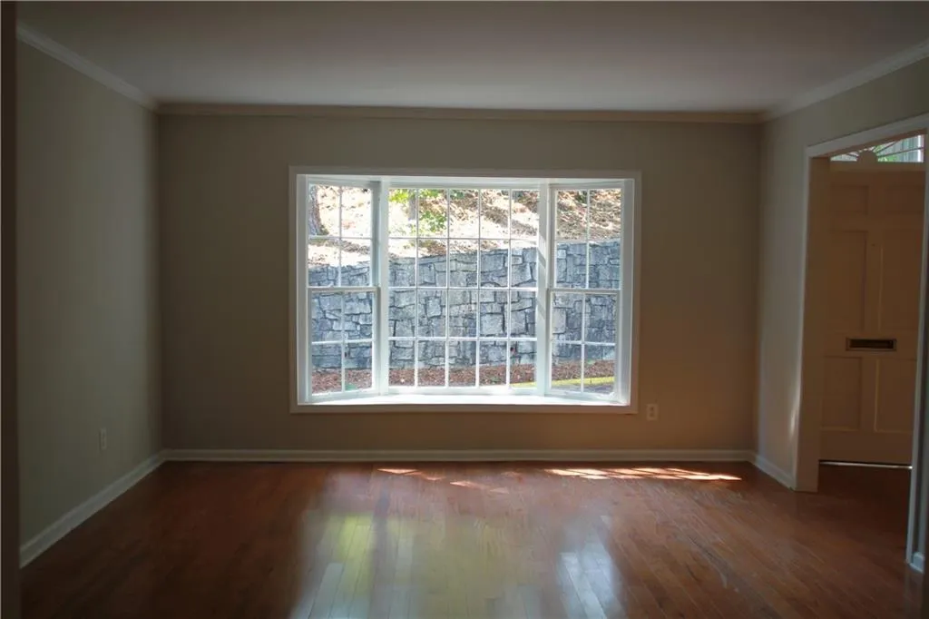 6520 Roswell Road Ne Unit 81, Sandy Springs, Georgia 30328, 2 Bedrooms Bedrooms, ,1 BathroomBathrooms,Residential,Sold,6520 Roswell Road Ne Unit 81,6619877