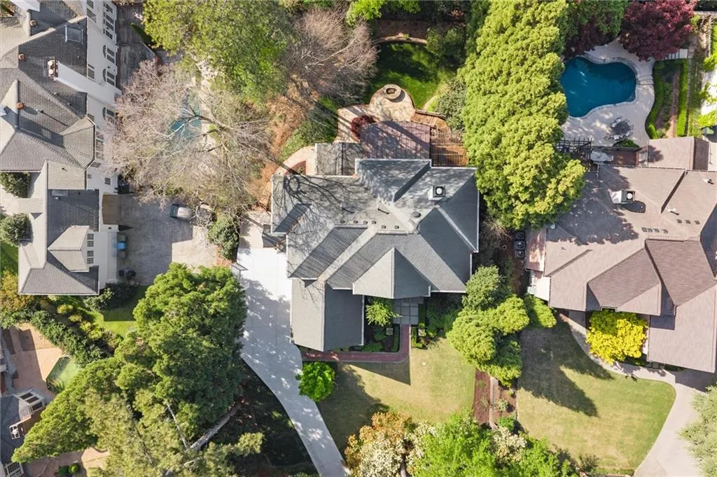 Drone / aerial view