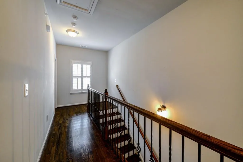 969 Thibideau Court, Sandy Springs, Georgia 30328, 3 Bedrooms Bedrooms, ,3 BathroomsBathrooms,Residential,Sold,969 Thibideau Court,5856287