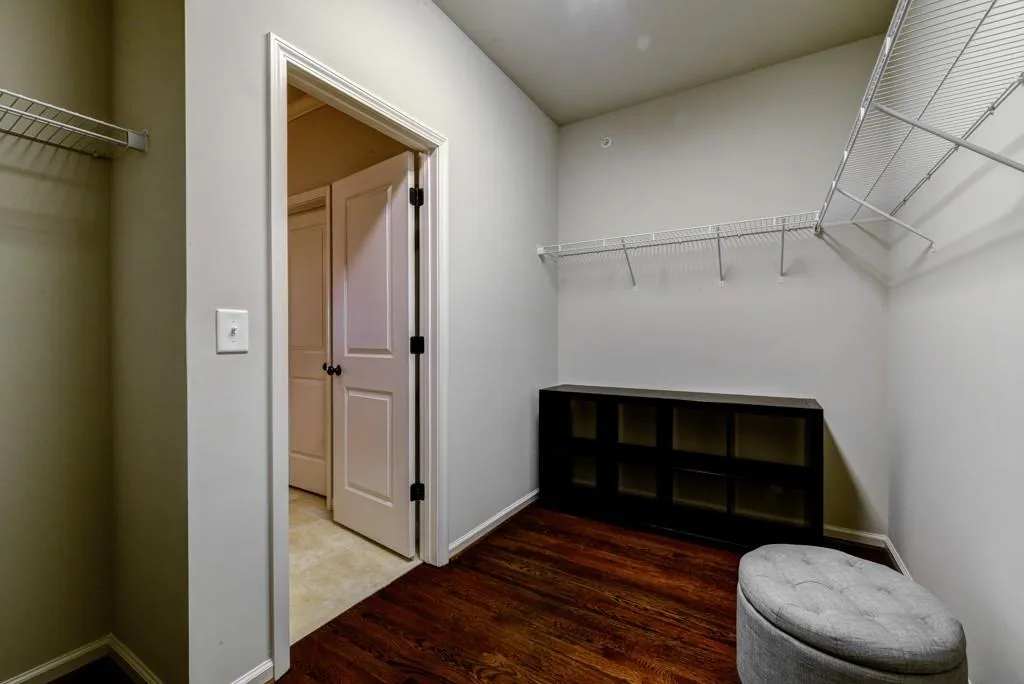 969 Thibideau Court, Sandy Springs, Georgia 30328, 3 Bedrooms Bedrooms, ,3 BathroomsBathrooms,Residential,Sold,969 Thibideau Court,5856287