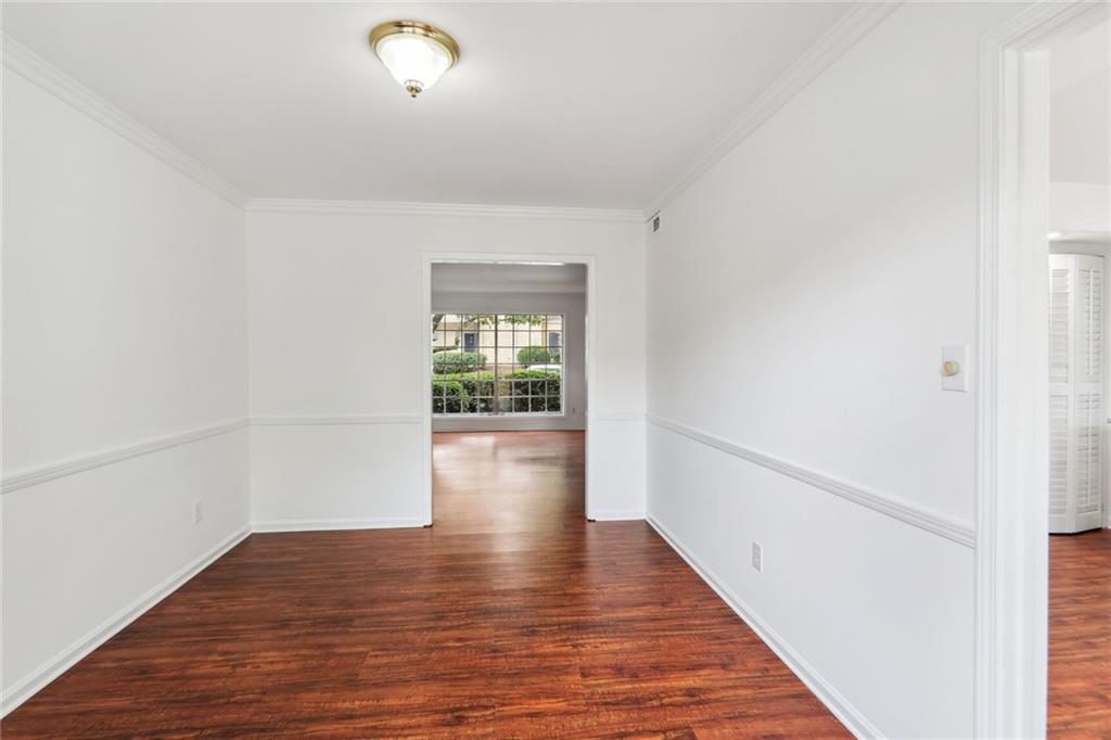 5400 Roswell Road Unit O5, Atlanta, Georgia 30342, 2 Bedrooms Bedrooms, ,1 BathroomBathrooms,Residential,Sold,5400 Roswell Road Unit O5,7271487