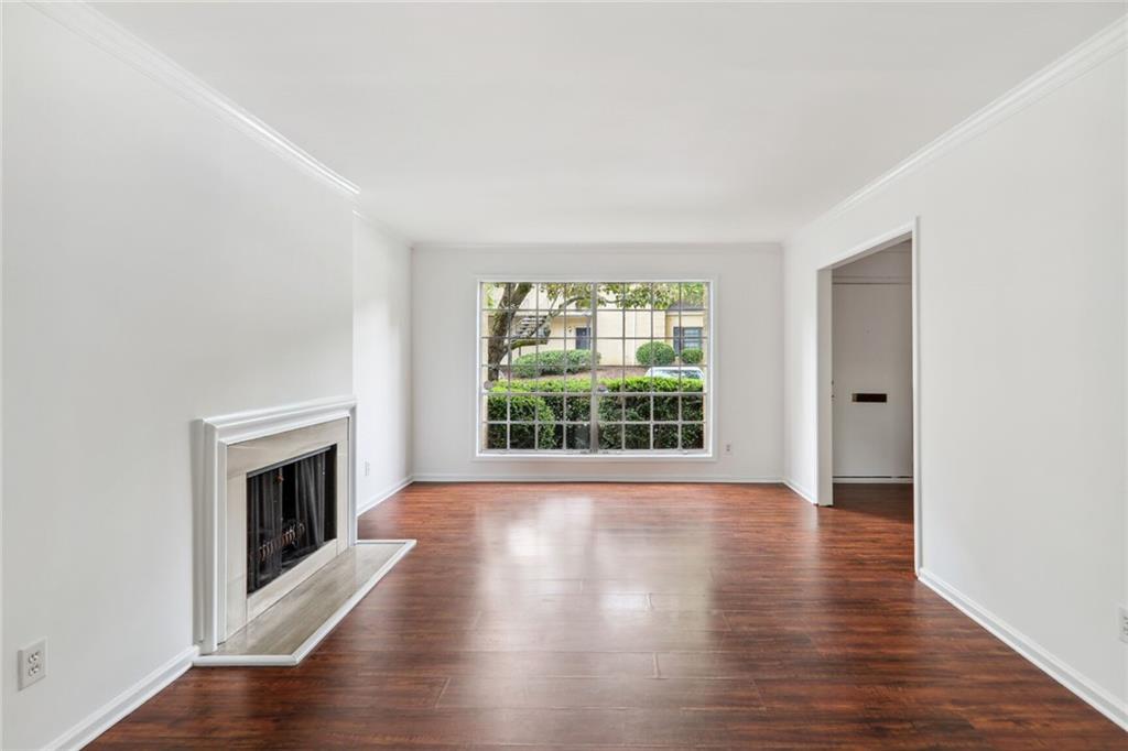 5400 Roswell Road Unit O5, Atlanta, Georgia 30342, 2 Bedrooms Bedrooms, ,1 BathroomBathrooms,Residential,Sold,5400 Roswell Road Unit O5,7271487