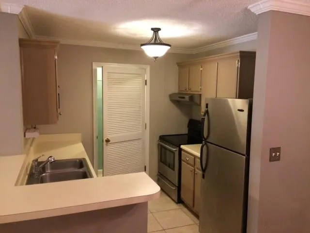526 Granville Court Unit 526, Sandy Springs, Georgia 30328, 1 Bedroom Bedrooms, ,1 BathroomBathrooms,Residential,Sold,526 Granville Court Unit 526,5985262