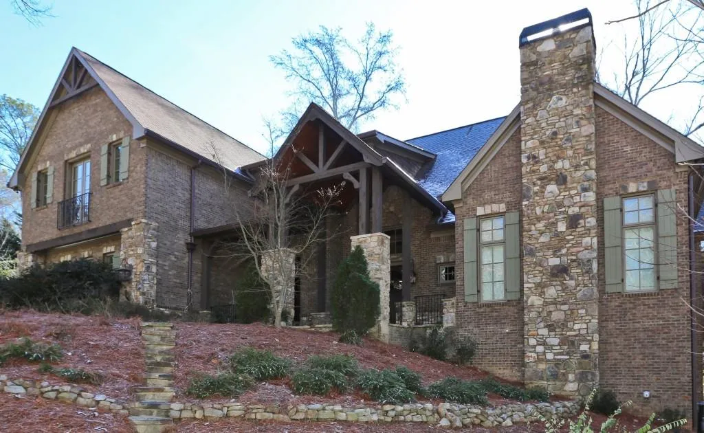 625 W Northway Lane, Atlanta, Georgia 30342, 6 Bedrooms Bedrooms, ,6 BathroomsBathrooms,Residential,Sold,625 W Northway Lane,5963813