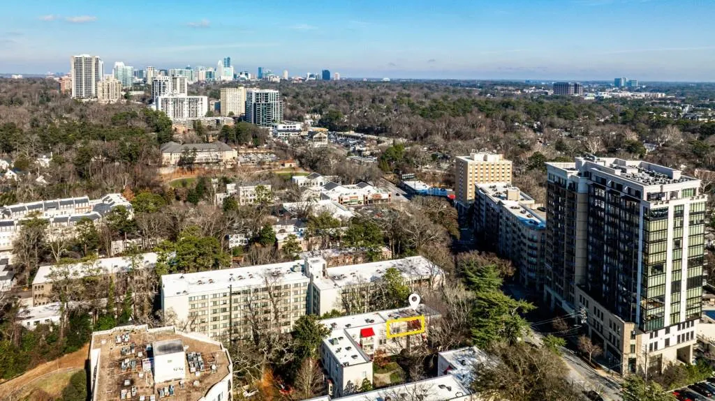 2230 Peachtree Road Nw Unit A6, Atlanta, Georgia 30309, 2 Bedrooms Bedrooms, 0 ,1 BathroomBathrooms,Residential,For Sale,2230 Peachtree Road Nw Unit A6,7701279