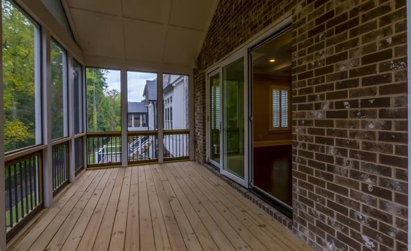 6398 Lucent Lane, Sandy Springs, Georgia 30328, 6 Bedrooms Bedrooms, ,5 BathroomsBathrooms,Residential,Sold,6398 Lucent Lane,6603793