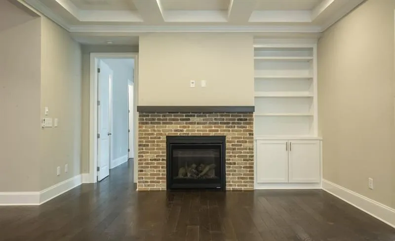 6398 Lucent Lane, Sandy Springs, Georgia 30328, 6 Bedrooms Bedrooms, ,5 BathroomsBathrooms,Residential,Sold,6398 Lucent Lane,6603793
