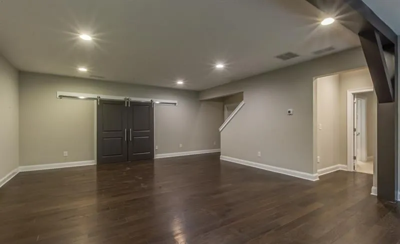 6398 Lucent Lane, Sandy Springs, Georgia 30328, 6 Bedrooms Bedrooms, ,5 BathroomsBathrooms,Residential,Sold,6398 Lucent Lane,6603793